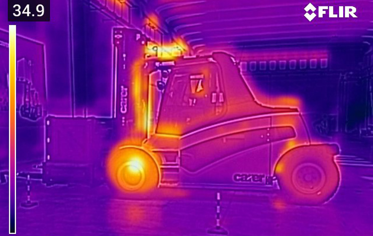 Blog Carer - La telecamera termica a infrarossi: Carer all'avanguardia nei  test sui carrelli elettrici